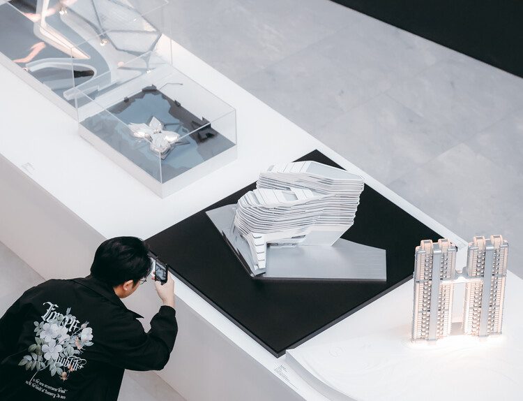 建筑无垠，扎哈事务所展览于深圳开幕 - 5 的图像 22